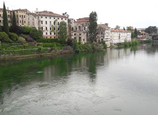italy/veneto/attraction/poli-grappa-museum