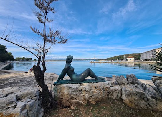 croatia/pula/attraction/bather-sculpture-np-brijuni