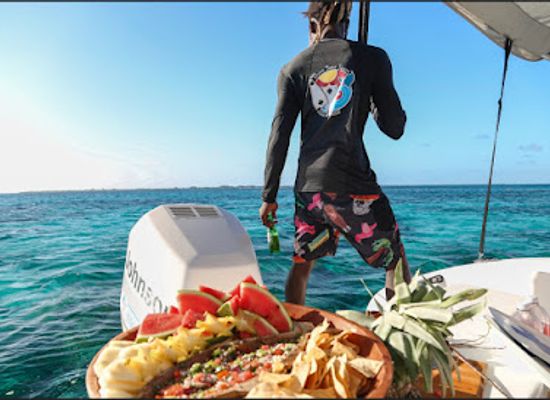 belize/caye-caulker/attraction/three-seas-tours
