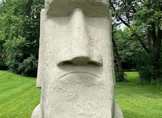 wisconsin/southern-wisconsin/attraction/new-berlin-easter-island-head