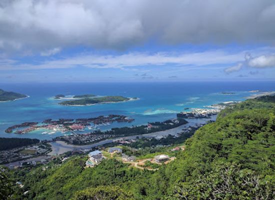 seychelles/victoria/attraction/copolia-trail