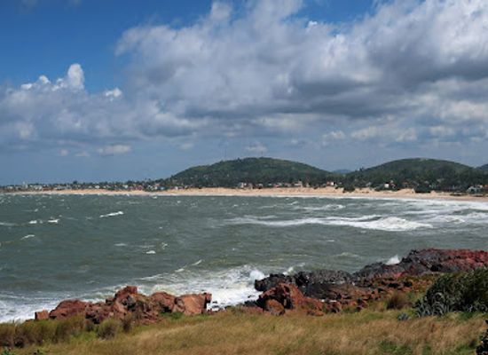 uruguay/piriapolis/attraction/punta-colorada-beach