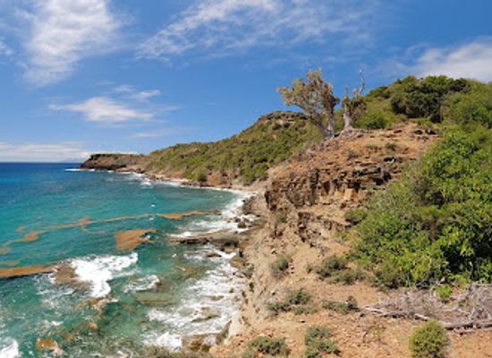 antigua-and-barbuda/barbuda/attraction/fort-berkeley