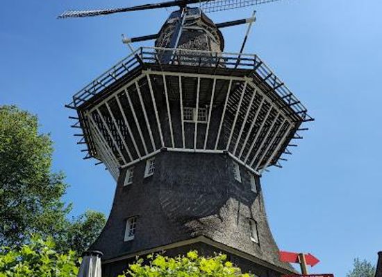 netherlands/amsterdam/attraction/de-gooyer