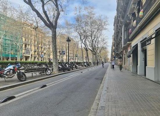 spain/barcelona/attraction/gran-via-de-les-corts-catalanes