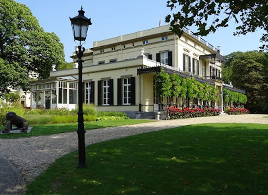 netherlands/gelderland/attraction/koninklijk-tehuis-voor-oud-militairen-en-museum-bronbeek