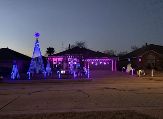 texas/brazos-valley/attraction/lights-on-dayton