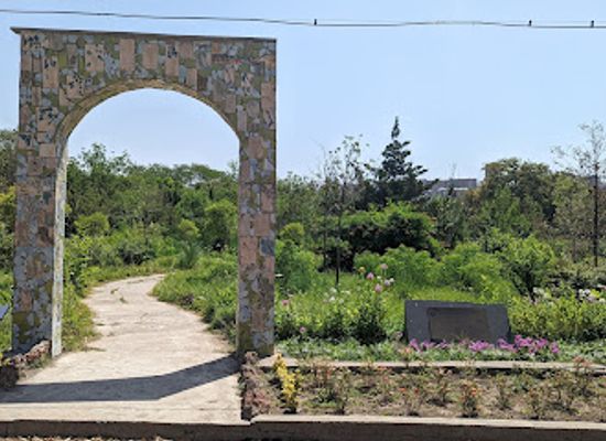 armenia/yerevan/attraction/yerevan-botanical-garden