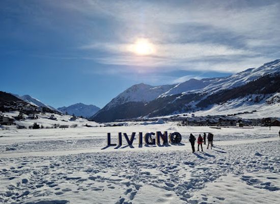 italy/livigno/attraction/livigno-sign