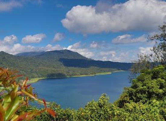 indonesia/bali/attraction/lake-tamblingan