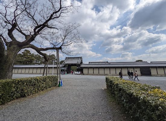 japan/kyoto-countryside/attraction/boulevard-before-kenreimon-gate