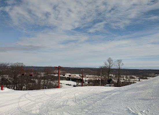 wisconsin/kettle-moraine-state-forest/attraction/sunburst-ski-area