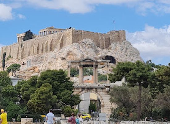 greece/athens/plaka/attraction/temple-of-olympian-zeus
