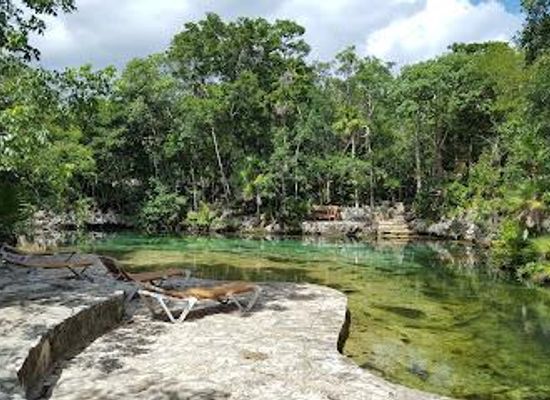 mexico/playa-del-carmen/attraction/cenote-yax-kin