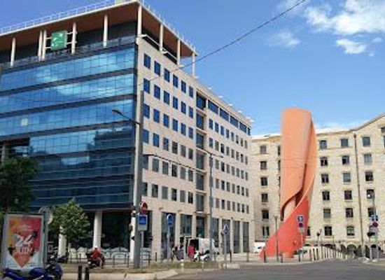 france/marseille/attraction/frac-sud-cite-de-l-art-contemporain