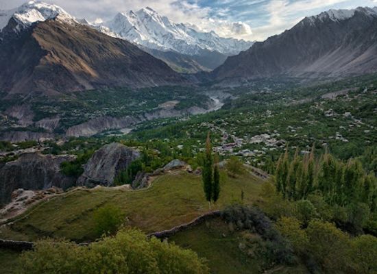 pakistan/karimabad/attraction/greenlands