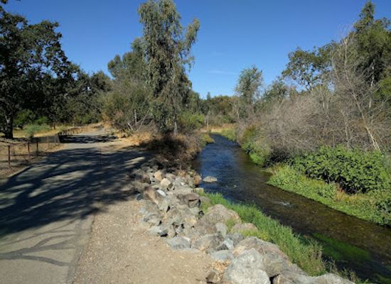 california/livermore/attraction/robertson-park