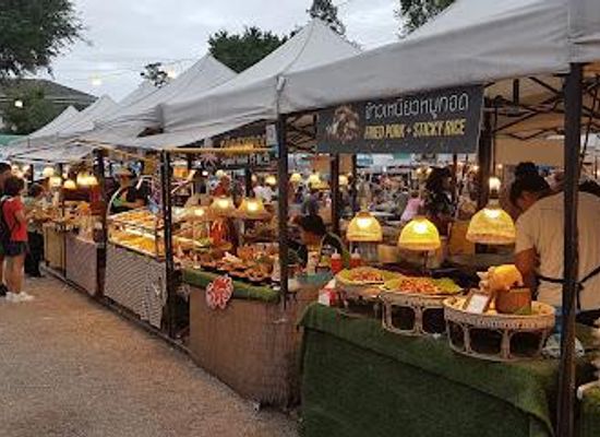 thailand/hua-hin/attraction/cicada-market