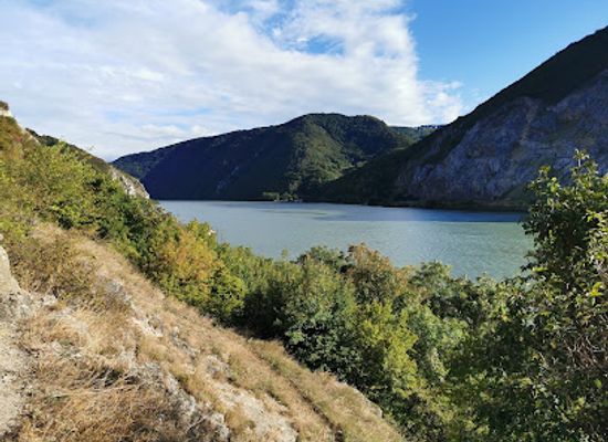 serbia/branicevo/attraction/gaura-bite
