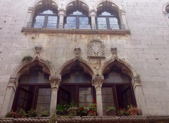 croatia/istria/attraction/ul-decumanus