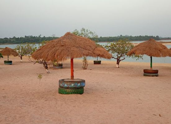 sierra-leone/magburaka/attraction/bamba-beach-mugomeh-investment
