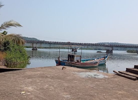 india/western-ghats/attraction/kolamb-jetty