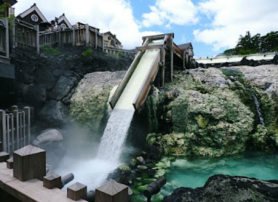 japan/iki/attraction/kusatsu-onsen-netsunoyu