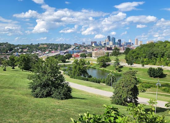 kansas/kansas-city/attraction/penn-valley-park