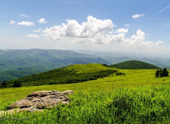 virginia/grayson-highlands-state-park/attraction/whitetop-mountain-trailhead
