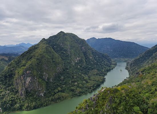 laos/mekong-river-valley/attraction/sleeping-lady-peak-view-point