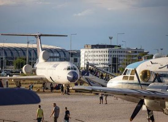 hungary/budapest/attraction/aeropark-repulomuzeum