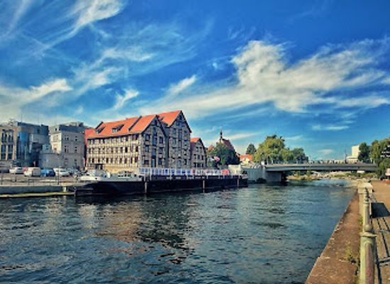 poland/bydgoszcz/attraction/barka-lemara