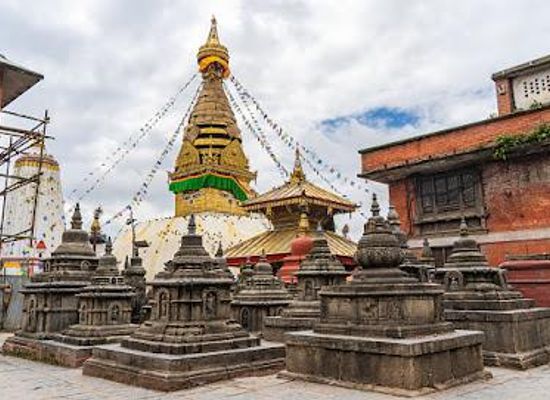 nepal/nagarkot/attraction/swoyambhu-mahachaitya