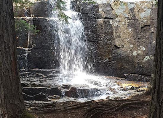 new-york/whiteface-mountain/attraction/stag-brook-falls