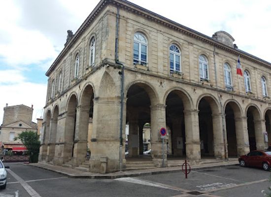 france/aquitaine/attraction/cadillac-ducal-castle