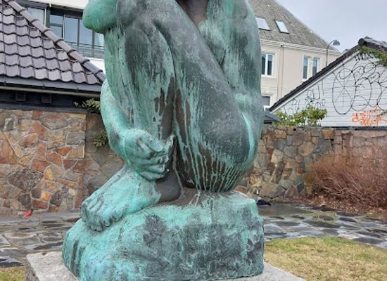 norway/kristiansand/attraction/statue