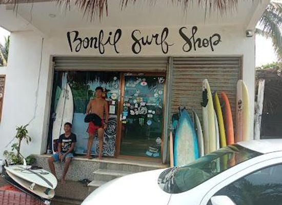 mexico/acapulco/attraction/bonfil-surf-school-shop