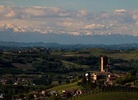 italy/roero/attraction/torre-di-barbaresco