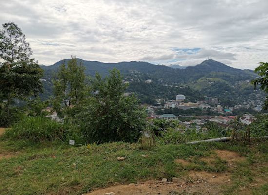 sri-lanka/kandy-district/attraction/bahirawakanda-temple