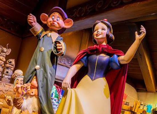 california/orange-county/attraction/snow-white-s-enchanted-wish