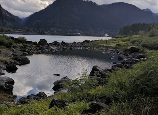 oregon/cascade-mountains/attraction/ft-cascades-historic-site
