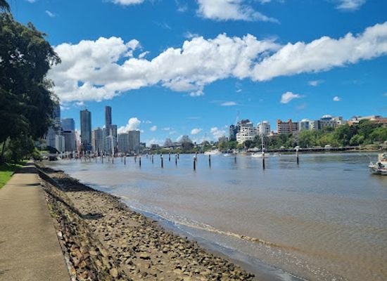 australia/brisbane/new-farm/attraction/new-farm-river-walk
