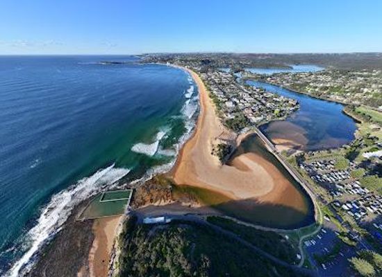 australia/central-coast/attraction/north-narrabeen-beach
