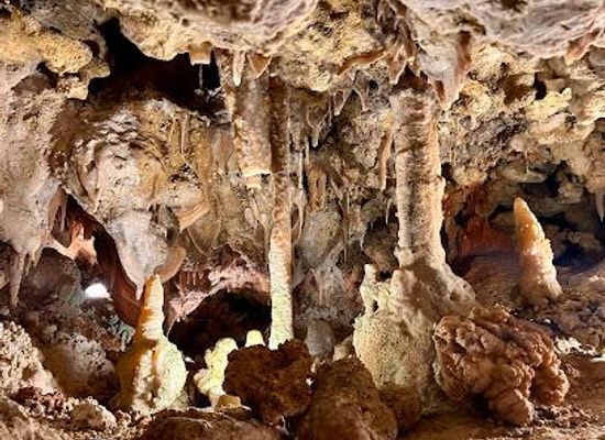 malta/mgarr/attraction/xerri-s-grotto