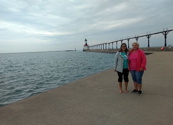 indiana/indiana-dunes-national-park/attraction/michigan-city-east-pierhead-lighthouse