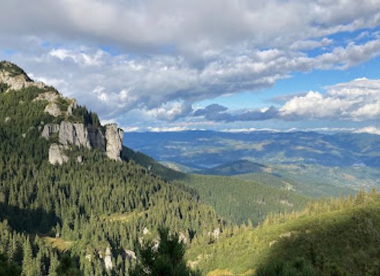 romania/ceahlau-national-park/attraction/the-gutter-with-border