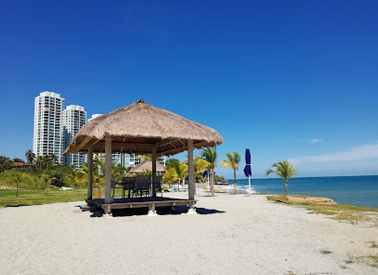 panama/guna-yala/attraction/playa-rio-mar-public-access