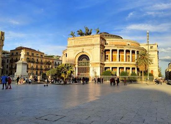 italy/palermo/attraction/teatro-politeama-garibaldi