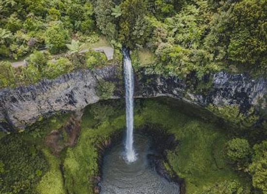 new-zealand/hamilton/attraction/bridal-veil-falls
