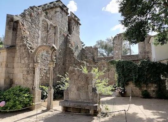 portugal/evora/attraction/ruinas-fingidas